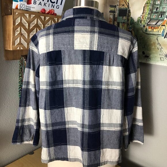 Fiorlini International Cropped Plaid Shirt - Picture 3 of 12